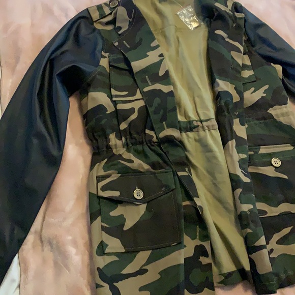 Fashion Camo jacket - Picture 3 of 4